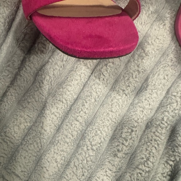 Women’s YNot Strappy Shoe with Block Heels Size 10 - Picture 4 of 5